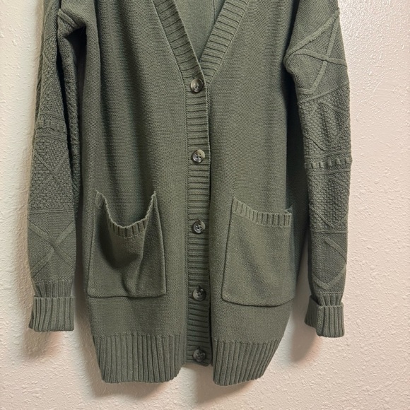 Cabi Trinity Stitch Cardigan Olive Green - Picture 5 of 7